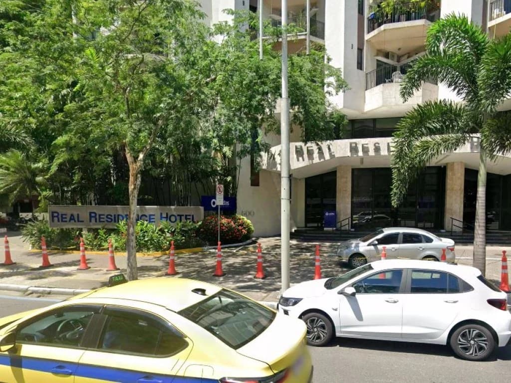 Foto 2 de 3: Apartamento em leilão em Rio De Janeiro - RJ, bairro Copacabana — Apartamento 55 m² (privativa + comum) - Copacabana - Rio de Janeiro - RJ