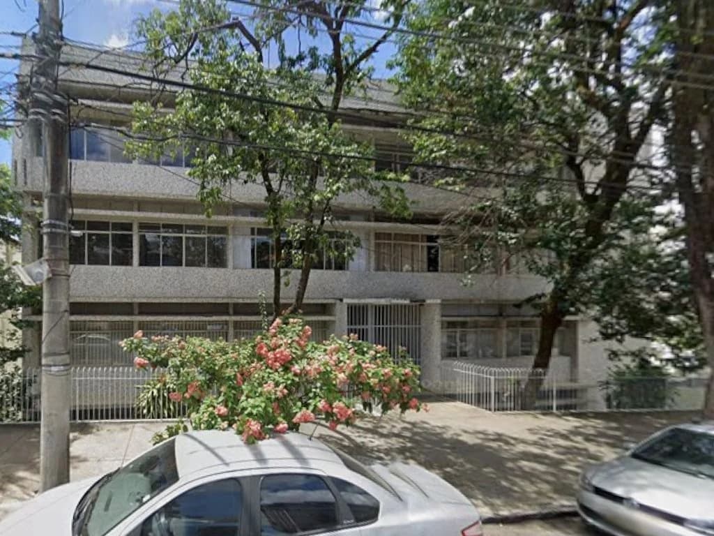 Foto 1 de 2: Apartamento em leilão em Belo Horizonte - MG, bairro Cidade Jardim — Apartamento 110 m² (privativa + comum) - Cidade Jardim - Belo Horizonte - MG