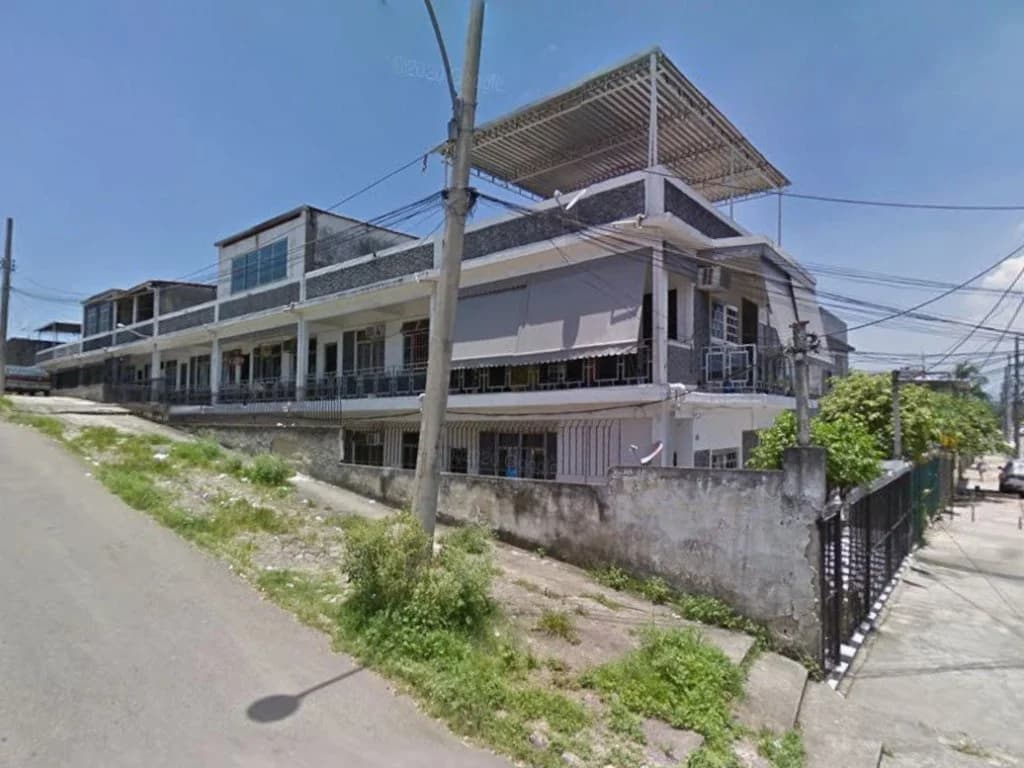 Foto 2 de 3: Apartamento em leilão em Rio De Janeiro - RJ, bairro Vigário Geral — Casa 44 m² - Vigário Geral - Rio de Janeiro - RJ