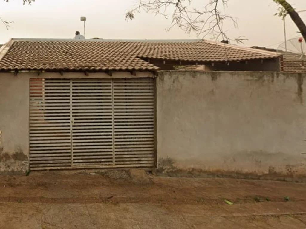 Foto 1 de 3: Casa em leilão em Marialva - PR — Casa 40 m² em Terreno de 150 m² - Residencial Zambaldi - Marialva - PR