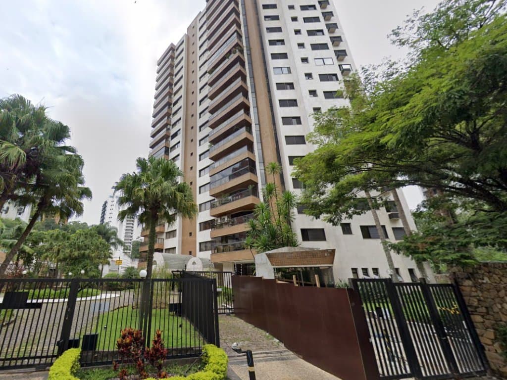 Foto 5 de 13: Apartamento em leilão em São Paulo - SP, bairro Vila Andrade — Apartamento 238 m² (03 Vagas) - Vila Andrade - São Paulo - SP
