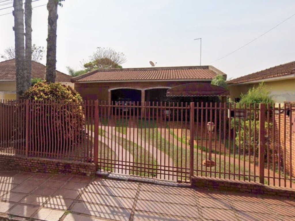 Foto 4 de 4: Casa em leilão em Santa Cruz Do Rio Pardo - SP, bairro Vila Rocha — Parte Ideal (50%) sobre Casa 233 m² - Vila Rocha - Santa Cruz do Rio Pardo - SP