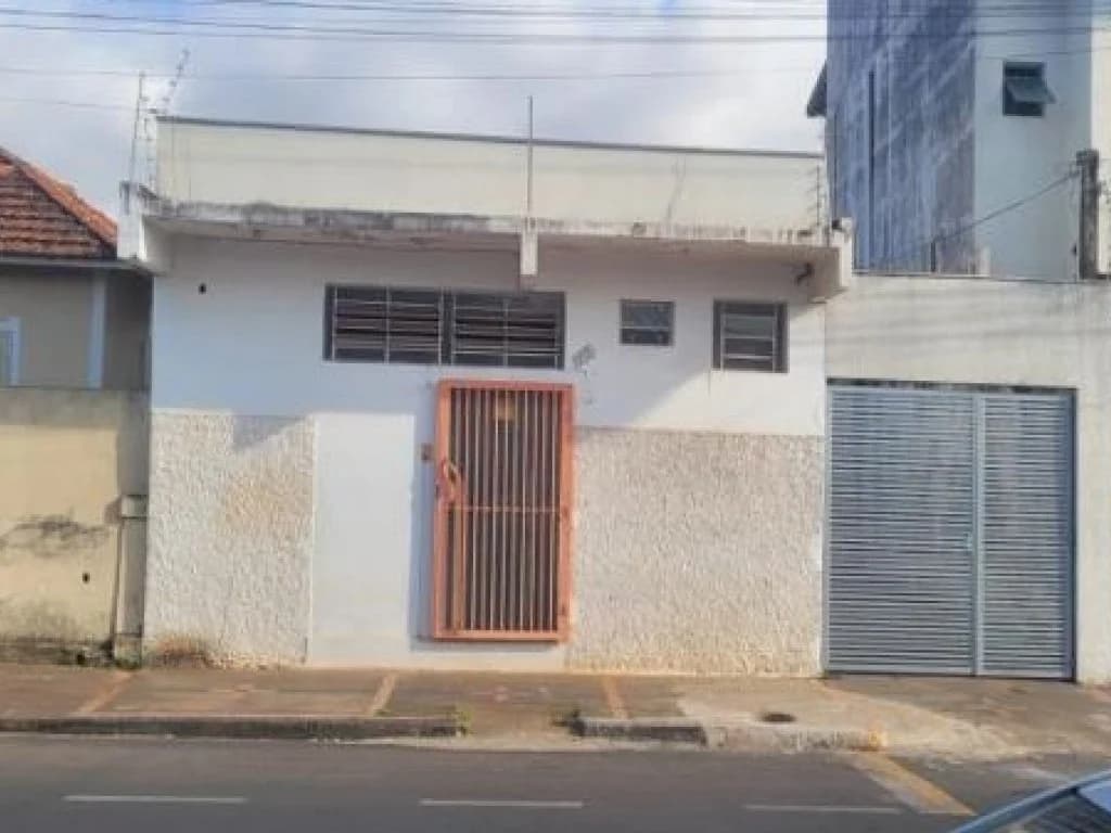 Casa em leilão em Penápolis - SP, bairro Vila Rocha — Casa 139 m² - Penápolis-SP - Av. Santa Casa, 855 - Vila Rocha