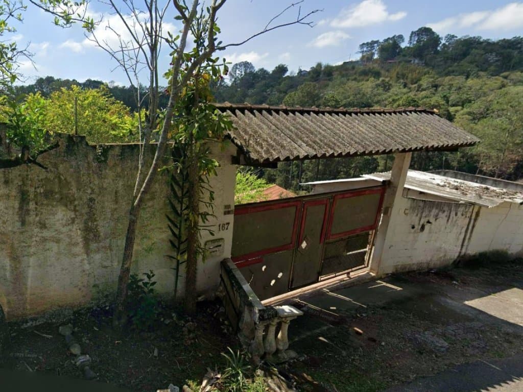 Foto 3 de 3: Casa em leilão em Arujá - SP, bairro Chácaras Copaco — Casa em Terreno 1.267 m² - Chácaras Copaço - Arujá - SP