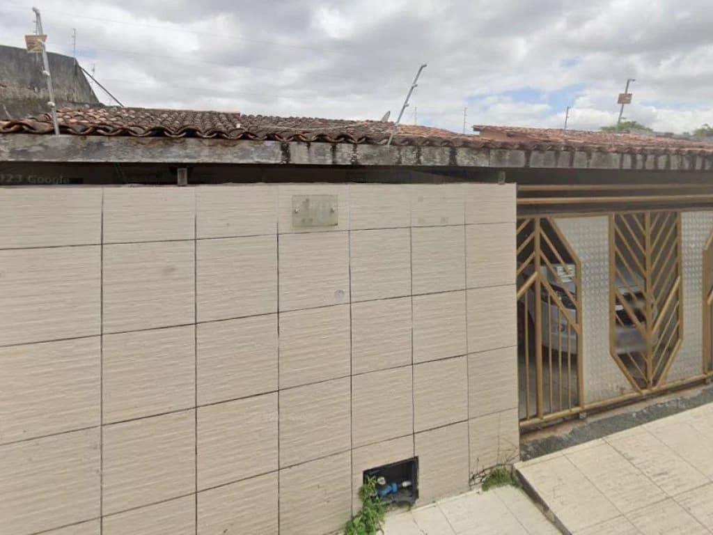 Foto 1 de 2: Casa em leilão em Feira De Santana - BA, bairro Tomba — Casa 102 m² - Tomba - Feira de Santana - BA