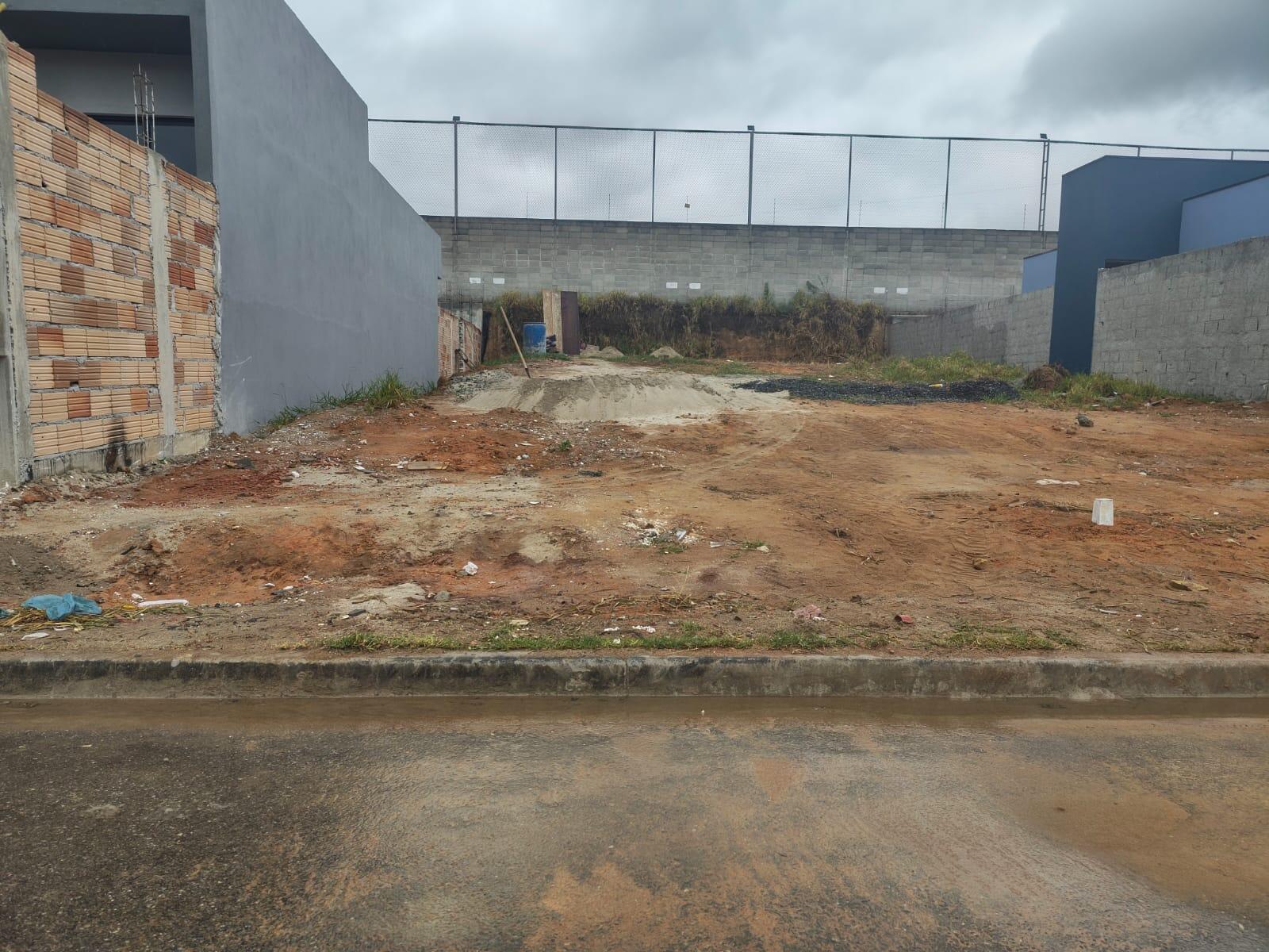 Foto 1 de 4: Terreno em leilão em Lorena - SP, bairro Quatinga — Terreno/Lote | Lorena/SP