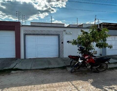 Foto 4 de 4: Casa em leilão em Sobral - CE, bairro Antônio Carlos — Casa | Sobral/CE
