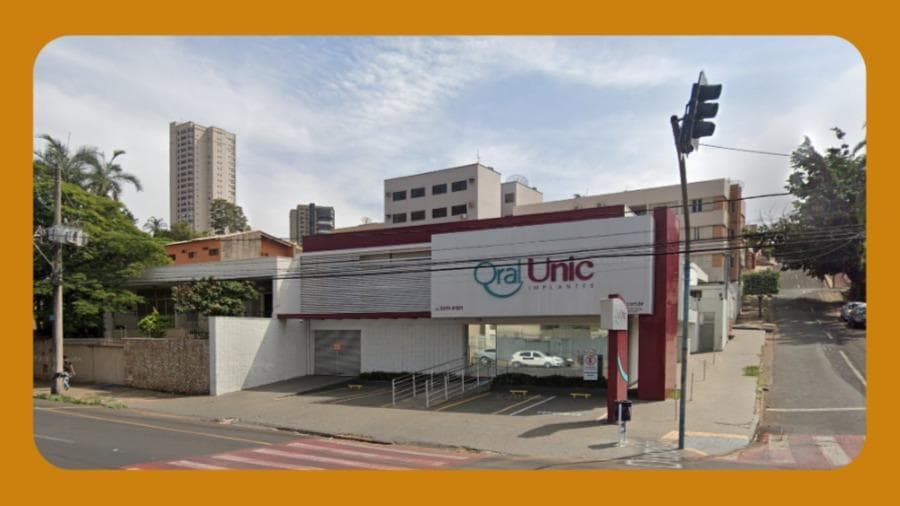 Comercial em leilão em Uberaba - MG — Prédio Comercial, à Avenida Santos Dumont, esquina da rua Epitácio Pessoa, no bairro de São Sebastiao, Centro, Uberaba, MG, emplacada com o n. 714, antigo n. 300.
