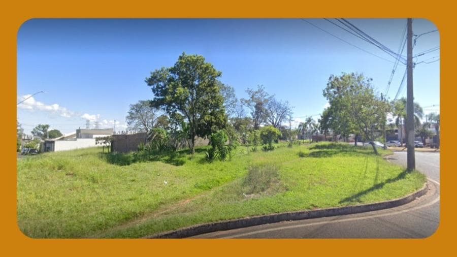 Foto 1 de 2: Terreno em leilão em Uberlândia - MG, bairro Centro — QUOTA PARTE DO TERRENO, SITUADO NA AVENIDA JOÃO PINHEIRO, URBELANDIA/MG. MEDINDO 7,00 M X 8,00 M. __