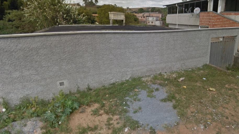 Casa em leilão em Barbacena - MG, bairro Grogotó — PARTE IDEAL DE 1/18 DA CASA RESIDENCIAL, SITUADA À RUA JACIRA CATARINA BAGETO DOS SANTOS, 48, GROGOTÓ, BARBACENA/MG. ÁREA TOTAL DE 427,00 M²