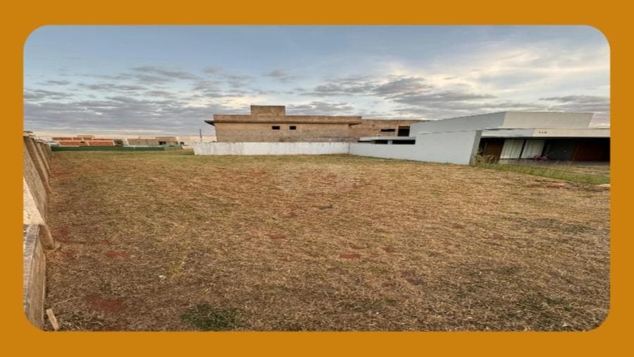 Foto 1 de 2: Terreno em leilão em Uberlândia - MG, bairro Vila Operária — 25% DO TERRENO CONSTITUIDO PELOS LOTES N 10 E 13, DA QUADRA 319 DA VILA OPERÁRIA, SITUADO NA RUA ITUMBIARA, UBERLANDIA/MG, COM ÁREA TOTAL DE 500,00M2.__