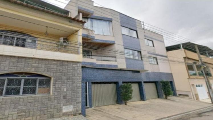 Apartamento em leilão em Ubá - MG, bairro Colina do Jardim Gloria — EXCELENTE IMÓVEL (PARTE) NO COLINA DO JD GLÓRIA EM UBA - MG.