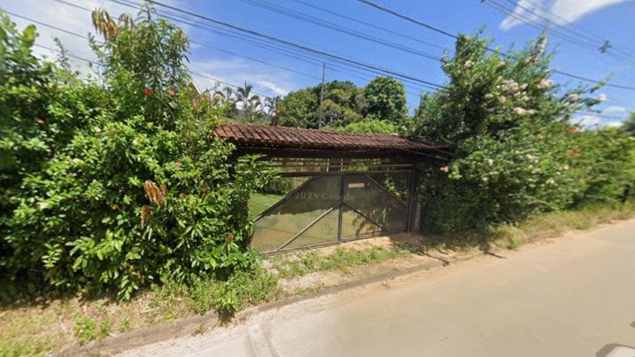 Foto 1 de 3: Area Rural em leilão em Santana Do Paraíso - MG — Imóvel de Veraneio, A.T.: 3.855m², Santana do Paraíso/MG