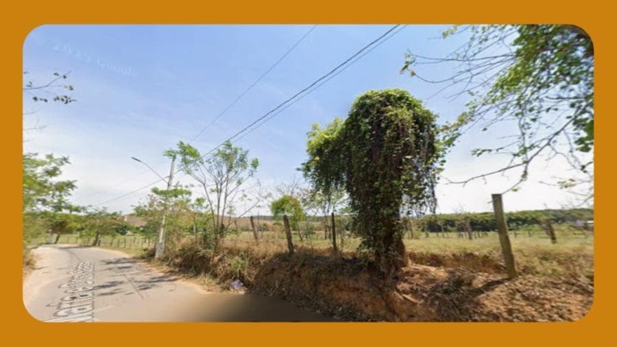 Foto 1 de 2: Terreno em leilão em Visconde Do Rio Branco - MG, bairro Saraiva — UM TERRENO COM A ÁREA TOTAL DE 2.990,00M², SITUADO NA RUA MARIA EDWIGES SARAIVA, BAIRRO SARAIVA, VISCONDE DO RIO BRANCO/MG.__