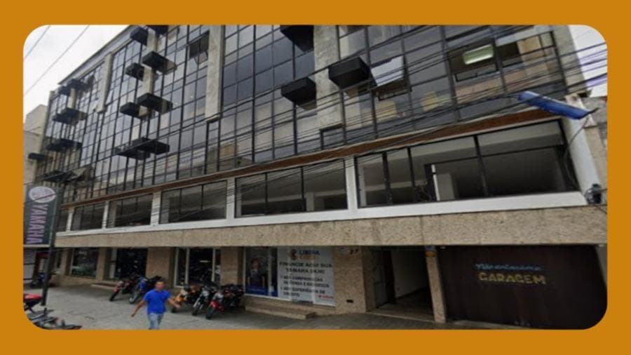 Foto 1 de 2: Comercial em leilão em Nova Friburgo - RJ, bairro Centro — SALA COMERCIAL SOB N° 106, DO EDIFICIO LUIZ SPINELLI, NA RUA LUIZ SPINELLI, N° 27, CENTRO, NOVA FRIBURGO/RJ. OBSERVAR SE O ANUNCIO SE REFERE AO BEM TODO OU A PARTE DESTE.