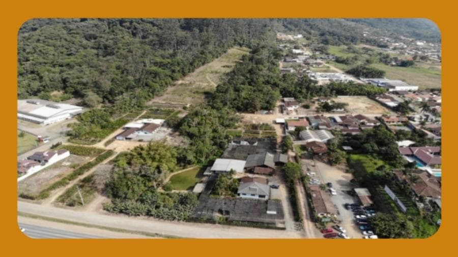 Foto 1 de 2: Terreno em leilão em Corupá - SC — TERRENO COM FRENTE PARA A BR 280, EM CORUPÁ/SC.__