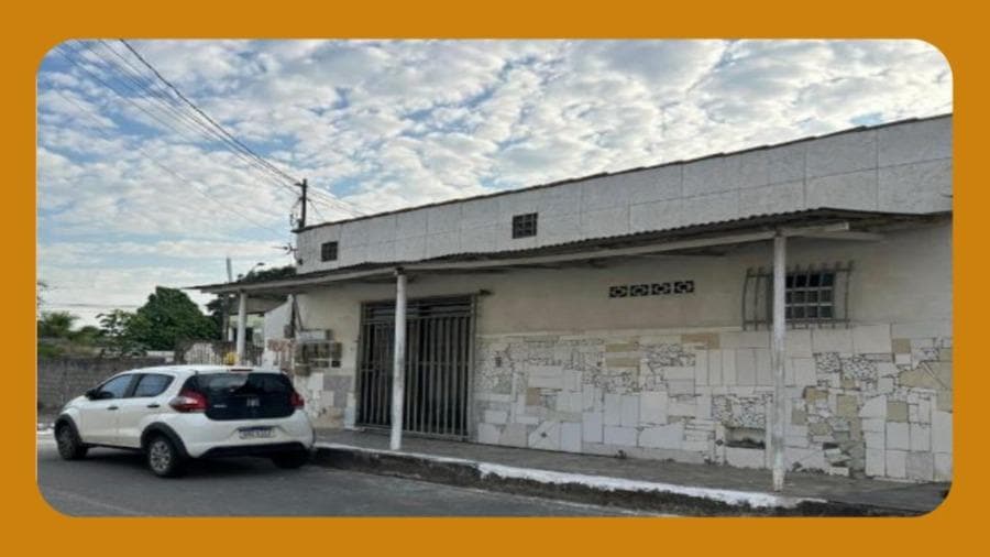 Foto 1 de 2: Terreno em leilão em Linhares - ES, bairro Interlagos II — IMÓVEL  RESIDENCIAL, NA RUA JOSÉ MARTINIANO DE SOUZA, BAIRRO INTERLAGOS II, LINHARES/ES. COM ÁREA DE 300M², CONSTITUÍDO DO LOTE 27 DA QUADRA 828.__