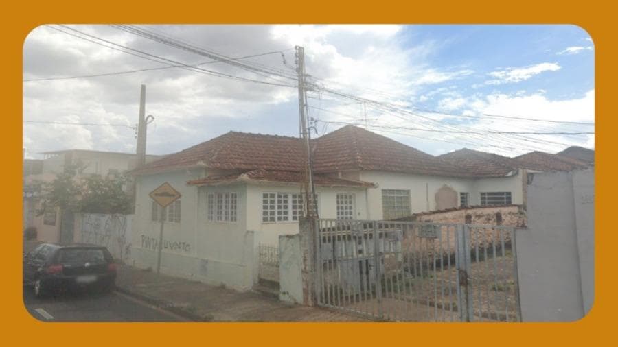 Foto 1 de 2: Casa em leilão em Franca - SP, bairro Vila Chico Julio — CASA DE MORADIA E BARRACÃO PARA INDÚSTRIA, À RUA CAPITÃO URIAS BATISTA DE AVELAR, Nº 2819 E 2815 FUNDOS, VILA CHICO JÚLIO, FRANCA/SP, COM 843,70M² DE ÁREA CONSTRUÍDA EM TERRENO COM ÁREA DE 1.033,60M².__