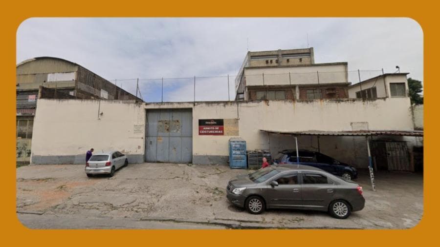 Foto 1 de 2: Imóvel em leilão em Rio De Janeiro - RJ, bairro Vigário Geral — IMÓVEL NA RUA FERNANDES DA CUNHA N.º 326 E NA RUA VALENTIM MAGALHÃES N.º 581, BAIRRO VIGÁRIO GERAL, RIO DE JANEIRO/RJ.