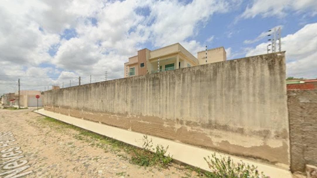 Foto 2 de 5: Casa em leilão em Pedra Branca - CE, bairro Bom Princípio — Casa, A.T.: 1.087m², 5 suítes, piscina, Bom Princípio, Pedra Branca/CE