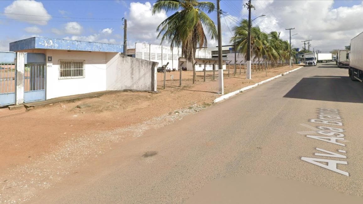 Comercial em leilão em Arapiraca - AL, bairro Guaribas — EXCELENTE COMPLEXO INDUSTRIAL EM ARAPIRACA - AL.