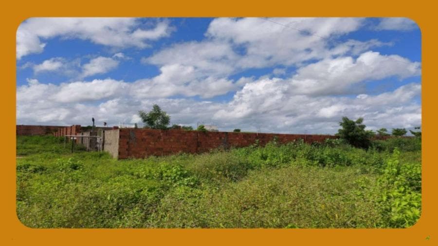 Foto 1 de 2: Terreno em leilão em Forquilha - CE, bairro José Raimundo de Loiola — UM TERRENO, NUMA RUA SEM DENOMINAÇÃO, BAIRRO JOSÉ RAIMUNDO DE LOIOLA, FORQUILHA/CE, COM ÁREA TOTAL DE 6.750M2.__