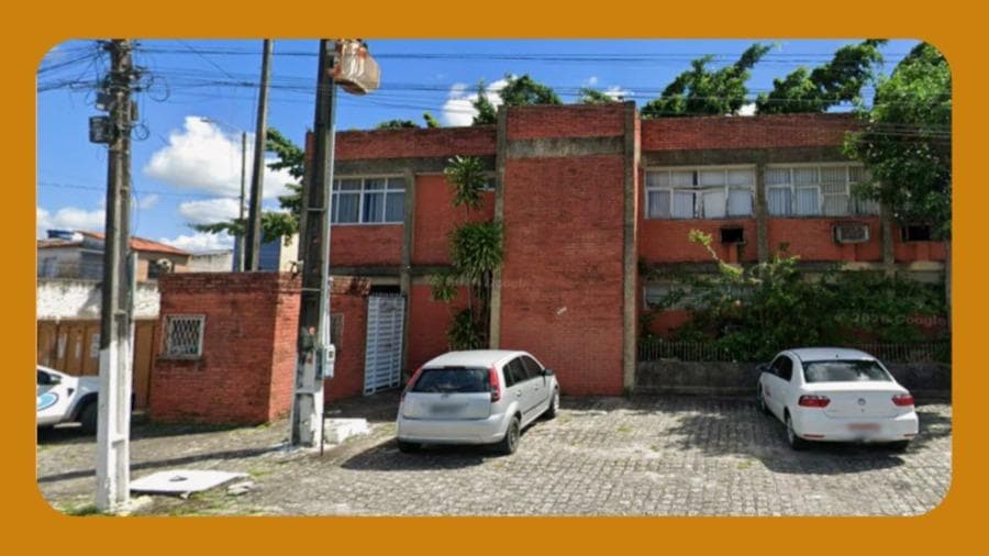 Foto 1 de 2: Comercial em leilão em Bayeux - PB — IMÓVEL (PRÉDIO COMERCIAL) URBANO, ERGUIDO EM 8 LOTES DE TERRENO, LOCALIZADO NA RUA FIRMINO CAETANO, 210, SESI, BAYEUX-PB --