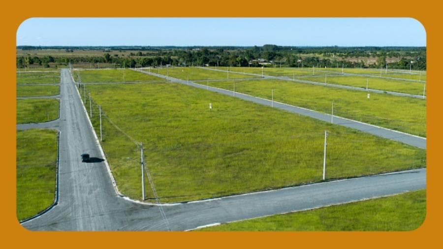 Foto 1 de 2: Terreno em leilão em João Pessoa - PB — QUADRA SOB Nº 53, DO LOTEAMENTO CIDADE RECREIO CABO BRANCO, JOÃO PESSOA/PB. MEDINDO 150M DE LARGURA NA FRENTE COM A AV. 34, 150M DE LARGURA NOS FUNDOS, 30M DO LADO DIREITO COM A AV. 13 E 30M DO LADO ESQUERDO COM A AV. 15.__