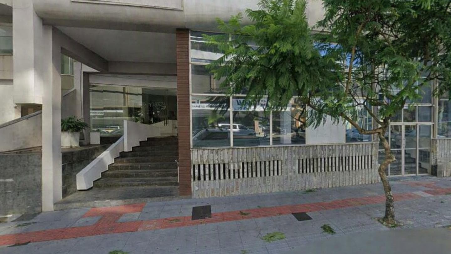 Foto 1 de 3: Imóvel em leilão em Florianópolis - SC, bairro Centro — IMÓVEL URBANO AVENIDA OTHON GAMA D'ECA, NO 891 (ANTIGO NO 151) CENTRO EM FLORIANÓPOLIS SC