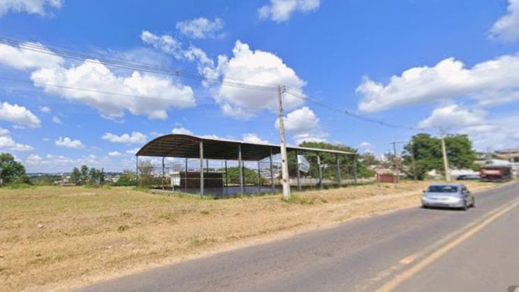 Comercial em leilão em Passos - MG, bairro Jardim Harmonia — GALPÃO NA RUA GUANABARA EM PASSOS/MG