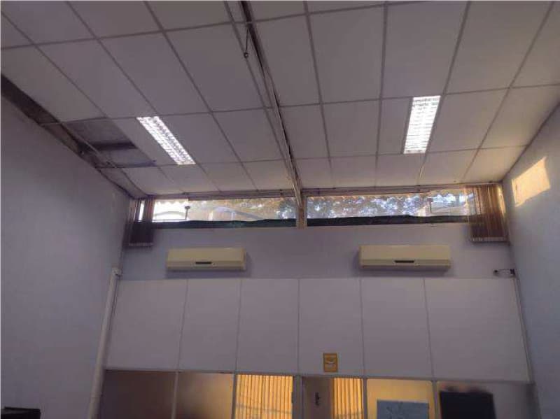 Foto 3 de 18: Casa em leilão em São José Dos Campos - SP — LOTE 001 Casa residencial com 280,00m²