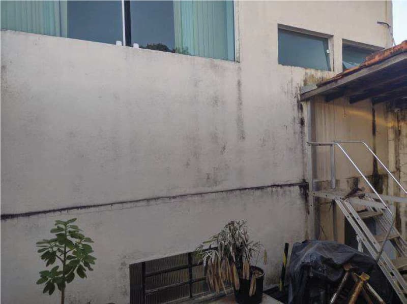 Foto 9 de 18: Casa em leilão em São José Dos Campos - SP — LOTE 001 Casa residencial com 280,00m²