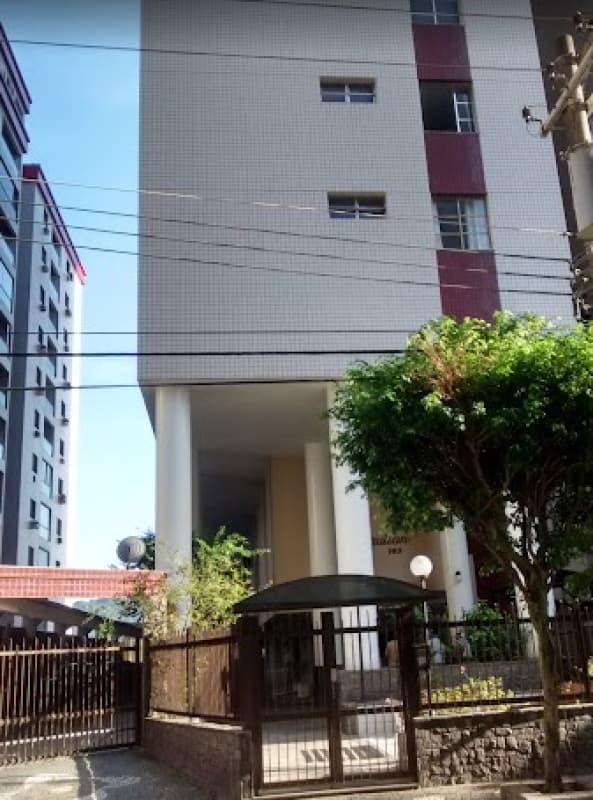 Apartamento em leilão em São Vicente - SP — LOTE 001 LEILÃO JUDICIAL - Apto. de 102,02 m², Ed. Iraquitan - Itararé, São Vicente - SP
