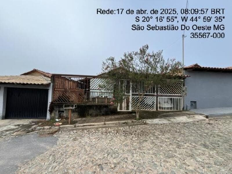 Casa em leilão em São Sebastião Do Oeste - MG — LOTE 114 Casa com 40,83M² de Área Privativa em SAO SEBASTIAO DO OESTE/MG