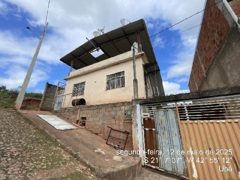 Casa em leilão em Ubá - MG — LOTE 115 Casa com 69,96M² de Área Privativa em UBA/MG