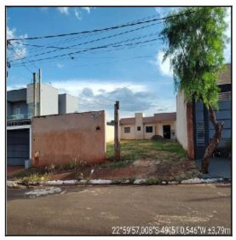 Casa em leilão em Ourinhos - SP — LOTE 423 Casa com 62,2M² de Área Privativa em OURINHOS/SP