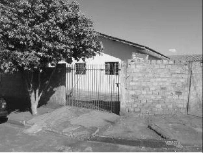 Casa em leilão em Centenário Do Sul - PR — LOTE 240 Casa - AREA PRIVATIVA (M²): 40,8 BAIRRO: CIDADE: CENTENARIO DO SUL-PR