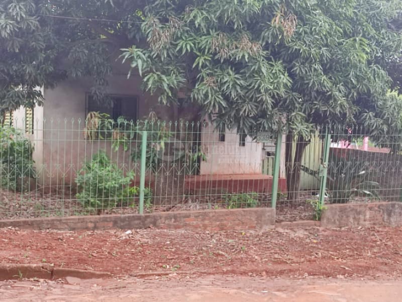 Foto 1 de 13: Terreno em leilão em Ijuí - RS — LOTE 001 TERRENO URBANO COM UMA CASA DE ALVENARIA (NÃO AVERBADA) - IJUÍ/RS