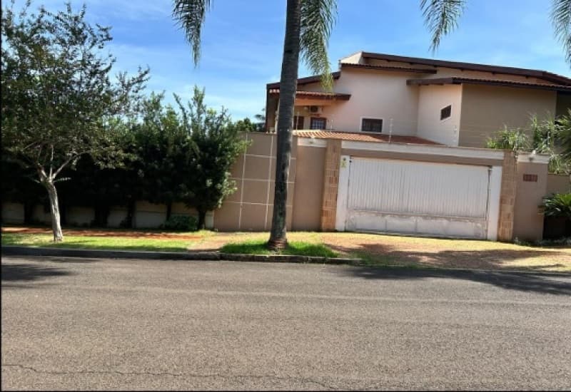 Foto 4 de 12: Casa em leilão em Ribeirão Preto - SP, bairro Jardim Canadá — LOTE 001 SOBRADO localizado no Jardim Canadá na cidade de Ribeirão Preto/SP