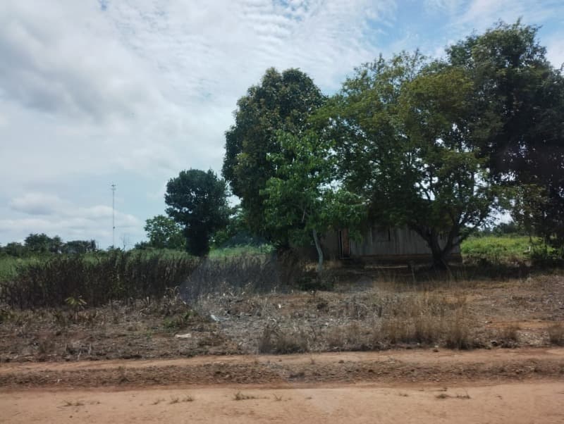 Foto 4 de 8: Terreno em leilão em Ariquemes - RO — LOTE 001 IMÓVEL URBANO COM 904,40m² EM ARIQUEMES/RO