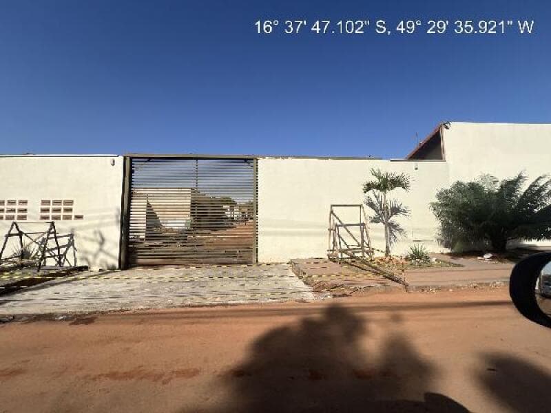 Casa em leilão em Trindade - GO — LOTE 115 IMÓVEIS CAIXA