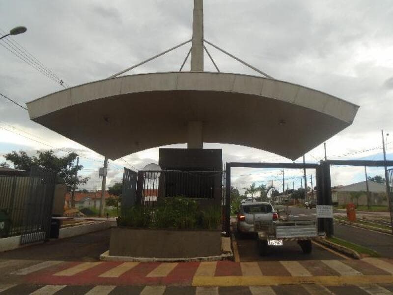 Casa em leilão em Uberaba - MG — LOTE 173 IMÓVEIS CAIXA