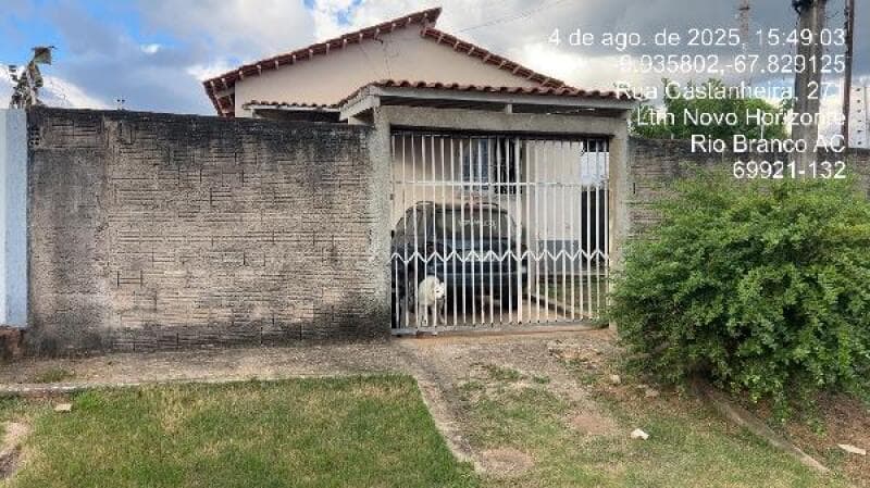 Casa em leilão em Rio Branco - AC — LOTE 002 IMÓVEIS CAIXA
