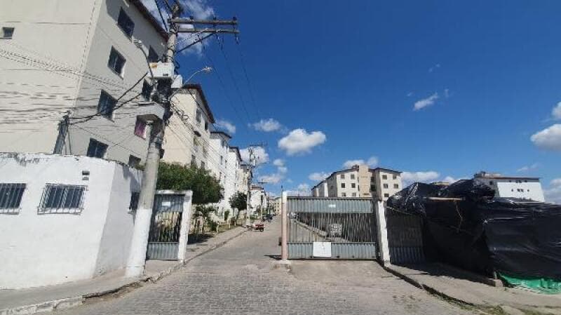 Apartamento em leilão em Feira De Santana - BA — LOTE 037 IMÓVEIS CAIXA
