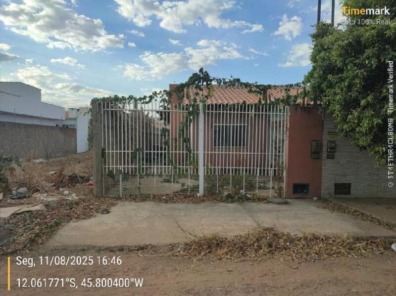 Casa em leilão em Luís Eduardo Magalhães - BA — LOTE 047 IMÓVEIS CAIXA