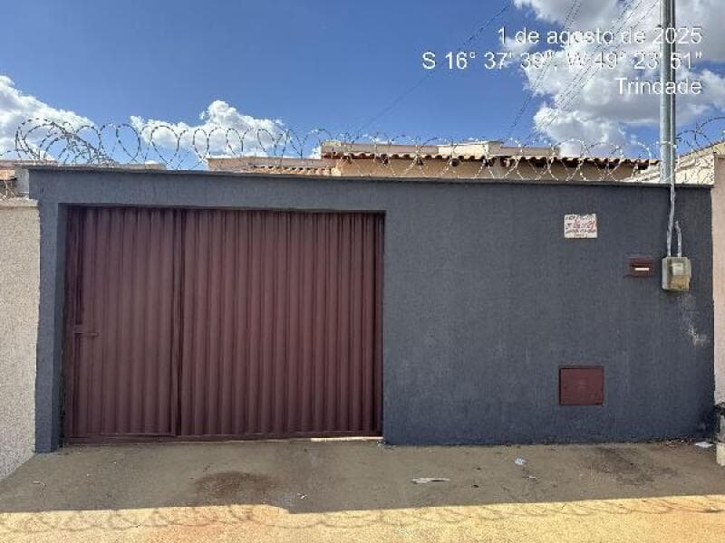 Casa em leilão em Trindade - GO — LOTE 196 IMÓVEIS CAIXA