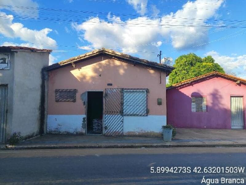 Casa em leilão em Água Branca - PI — LOTE 279 IMÓVEIS CAIXA