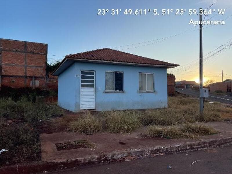 Casa em leilão em Apucarana - PR — LOTE 289 IMÓVEIS CAIXA