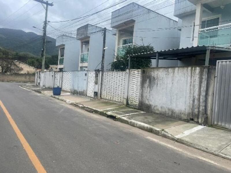 Casa em leilão em Rio Bonito - RJ — LOTE 373 IMÓVEIS CAIXA