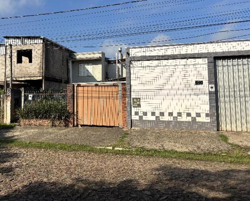 Casa em leilão em Canoas - RS — LOTE 428 IMÓVEIS CAIXA
